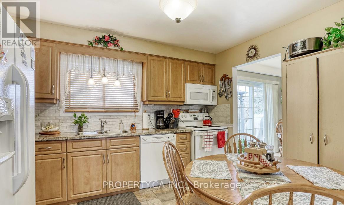 Upper - 204 Mason Drive Property Photo 17