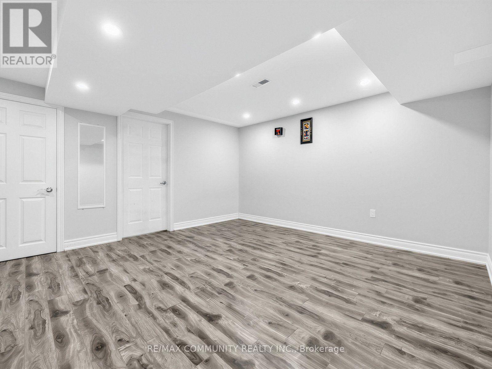 45 Tozer Crescent Property Photo 28