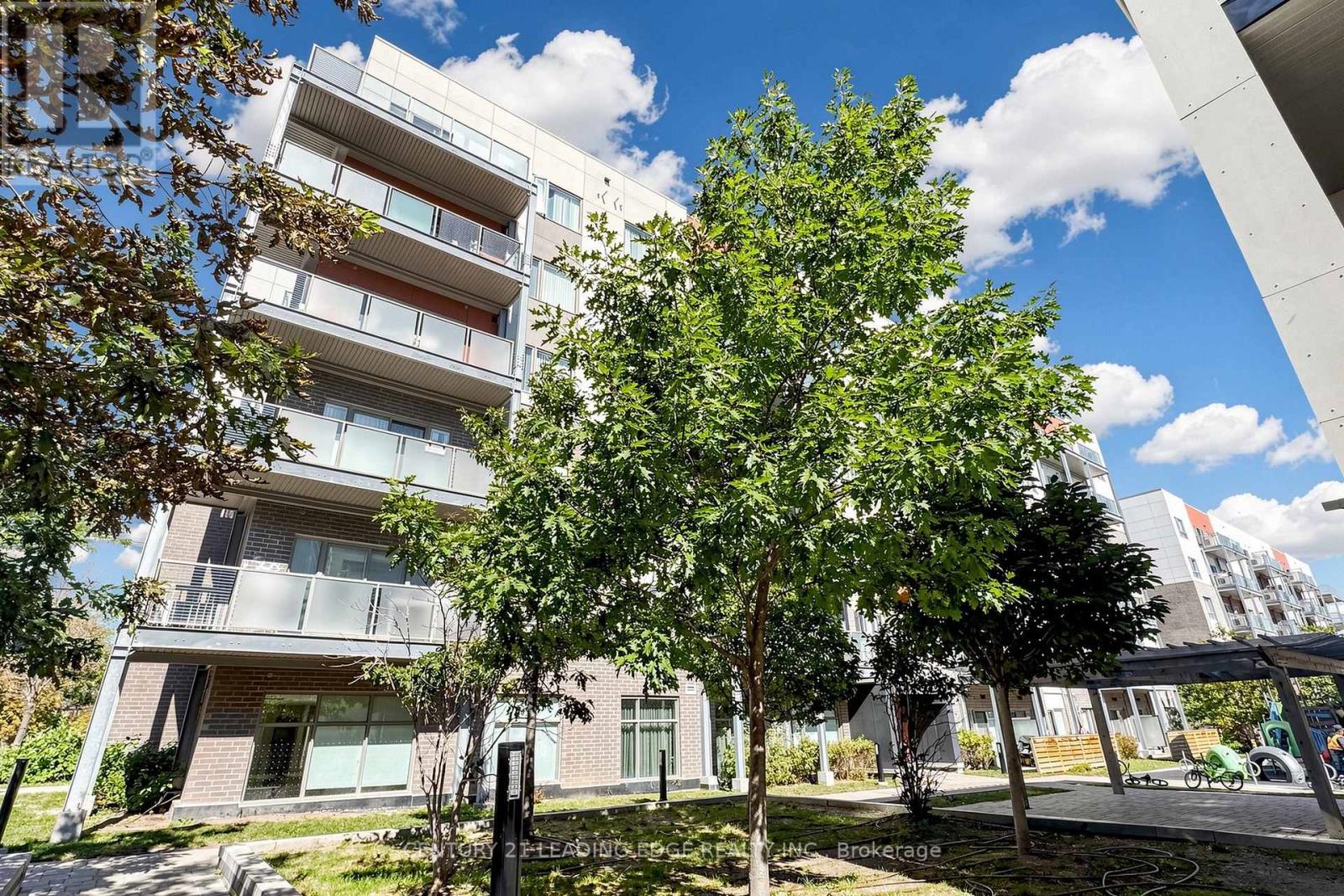 102 - 5131 Sheppard Avenue E Property Photo 6