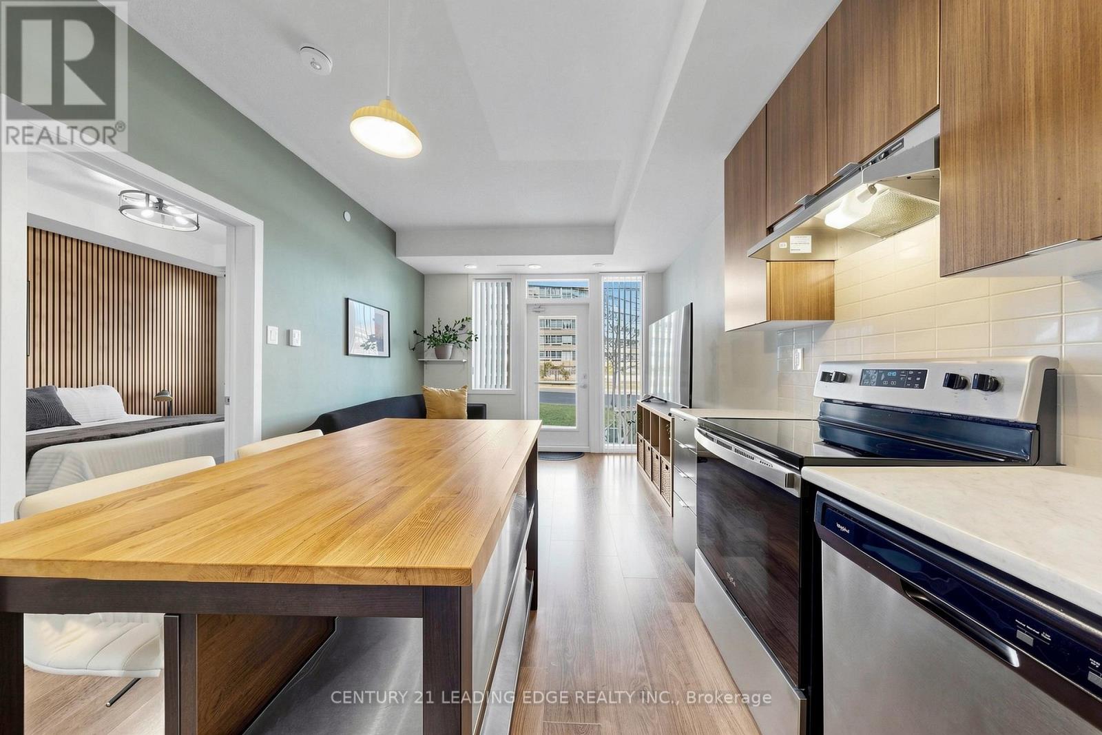 102 - 5131 Sheppard Avenue E Property Photo 12