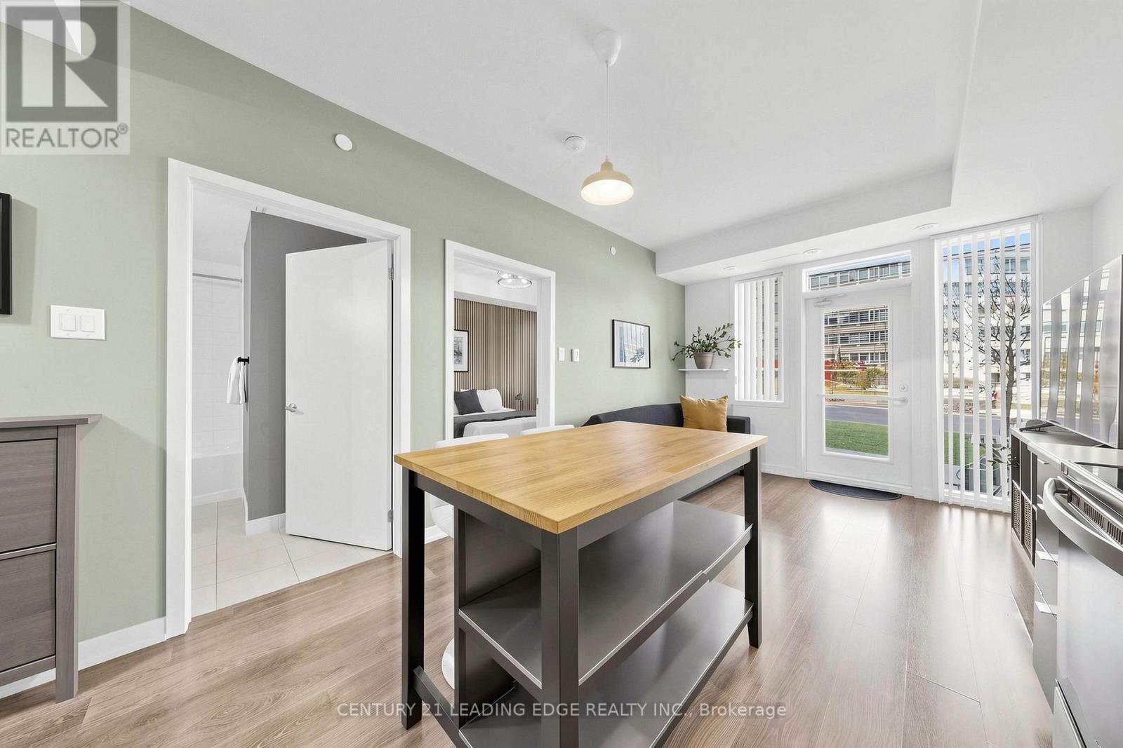 102 - 5131 Sheppard Avenue E Property Photo 16