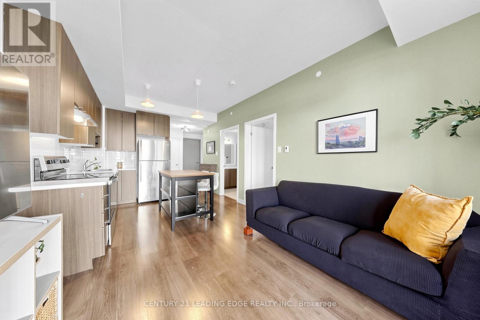 102 - 5131 Sheppard Avenue E Property Photo 18