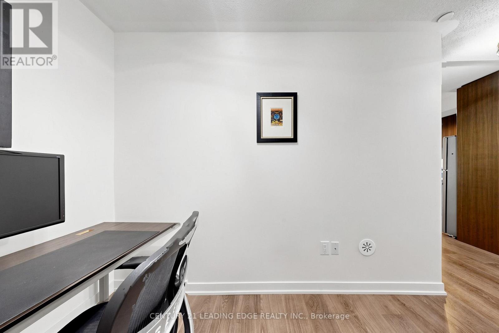 102 - 5131 Sheppard Avenue E Property Photo 24