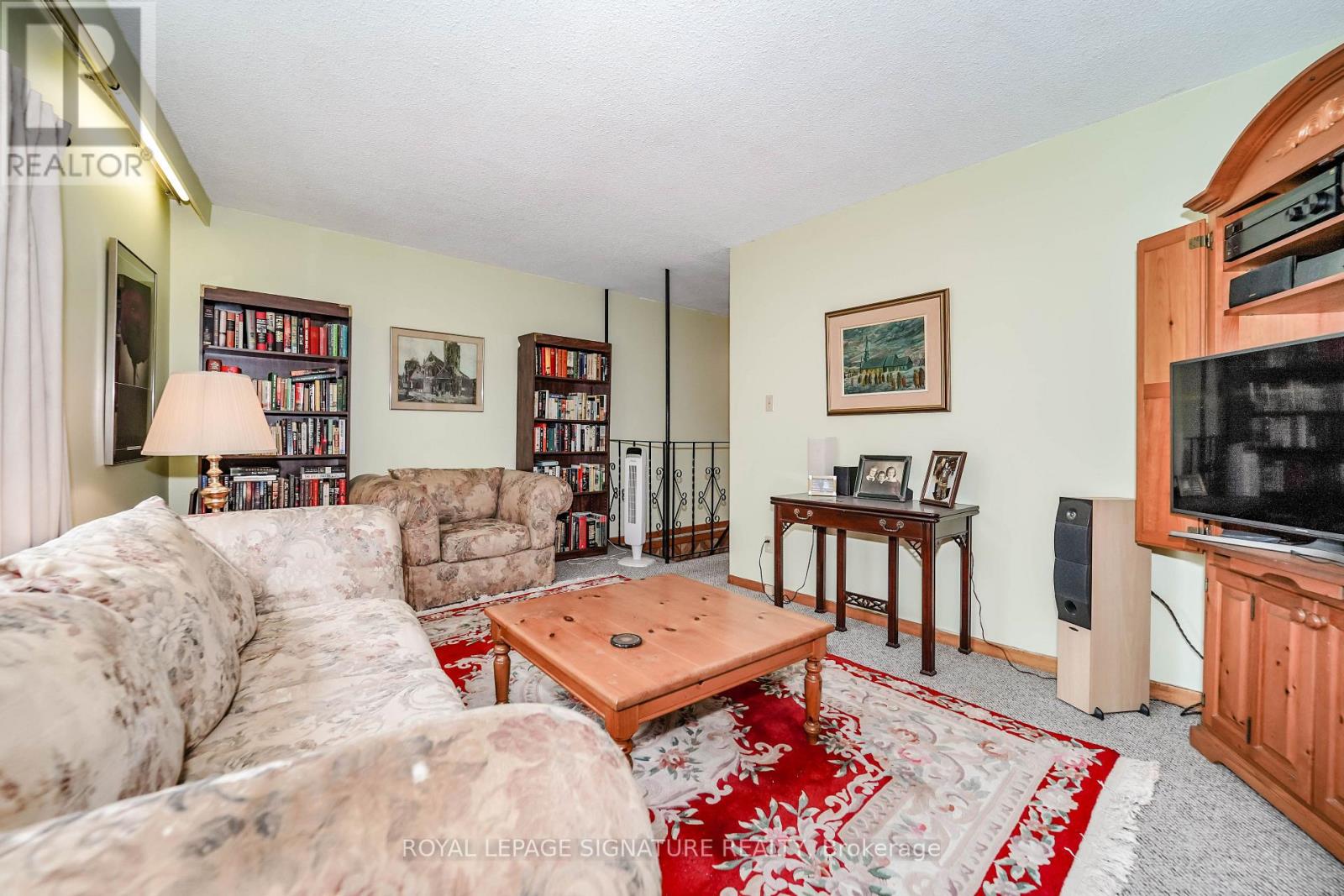 1004 Kingston Road Property Photo 13
