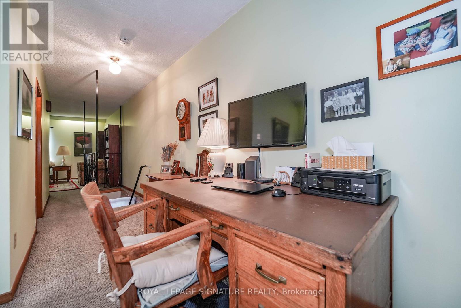 1004 Kingston Road Property Photo 16