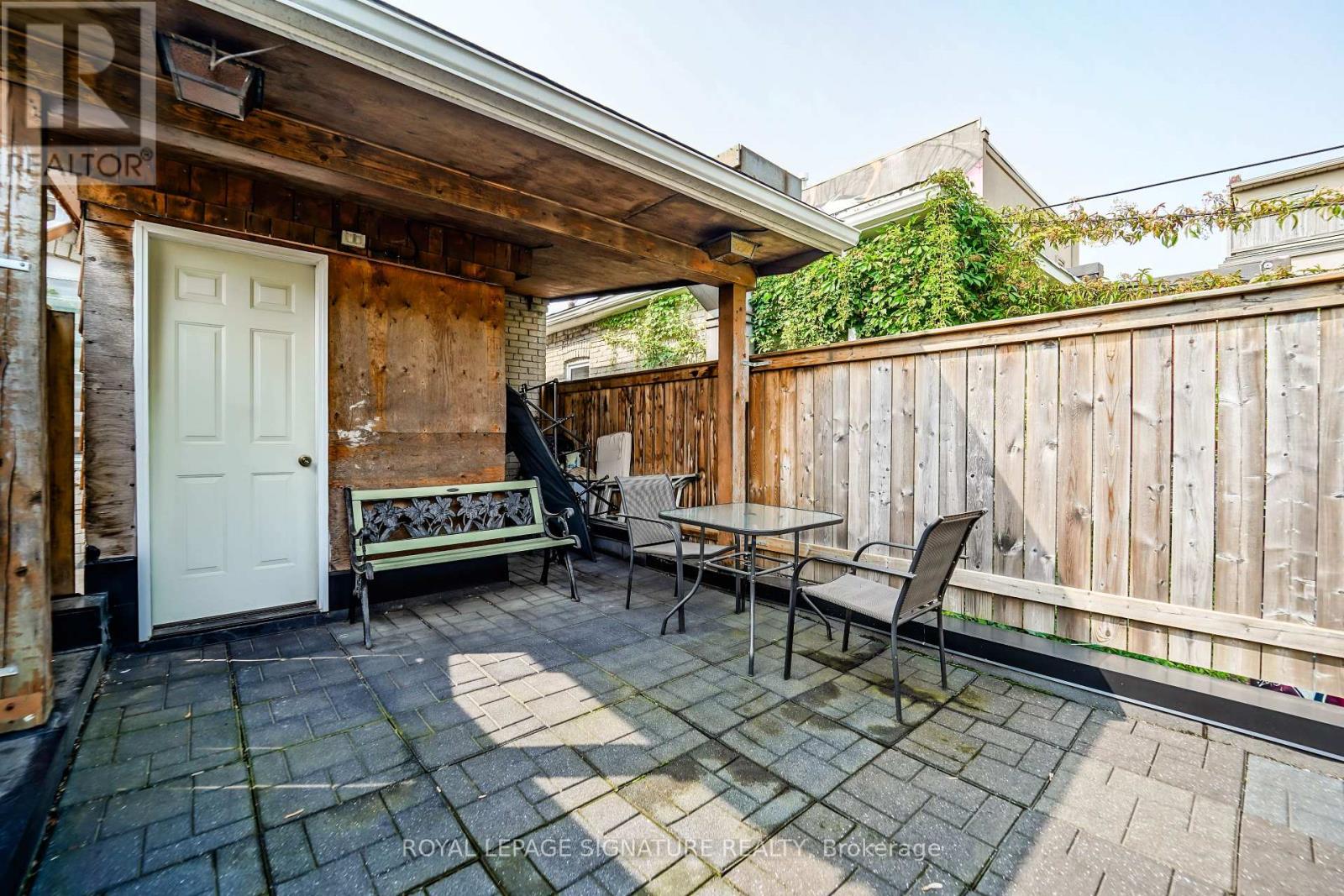 1004 Kingston Road Property Photo 26