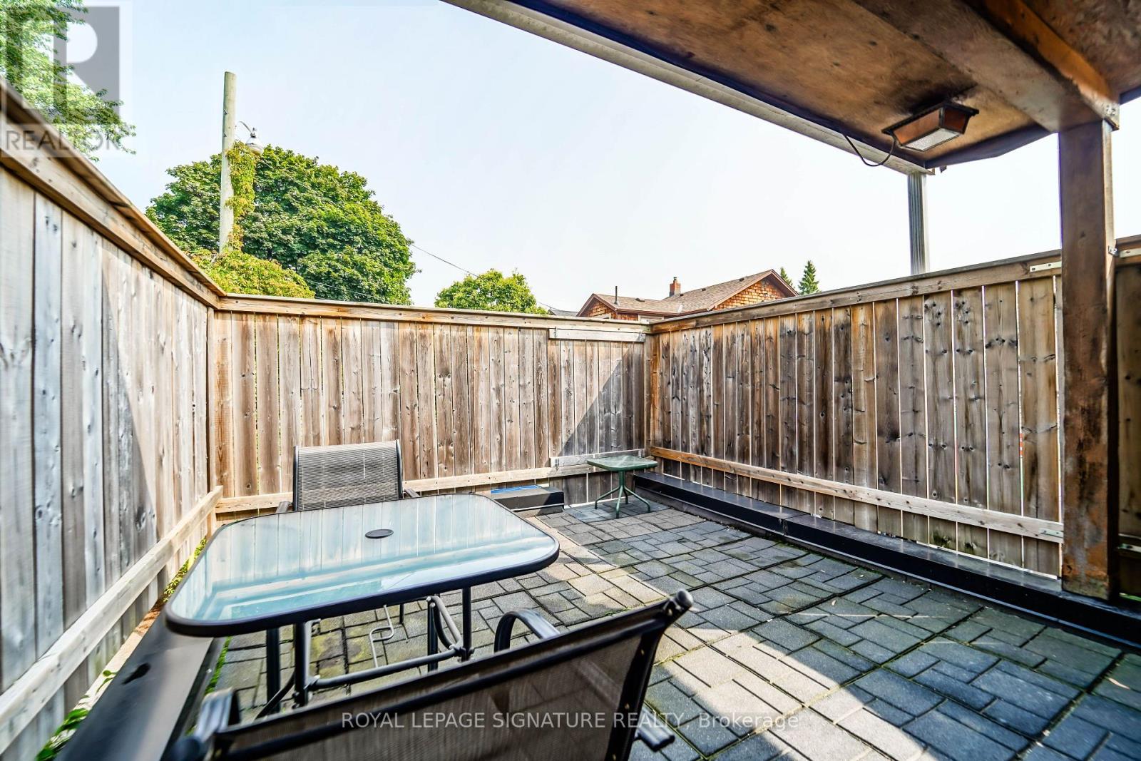 1004 Kingston Road Property Photo 27