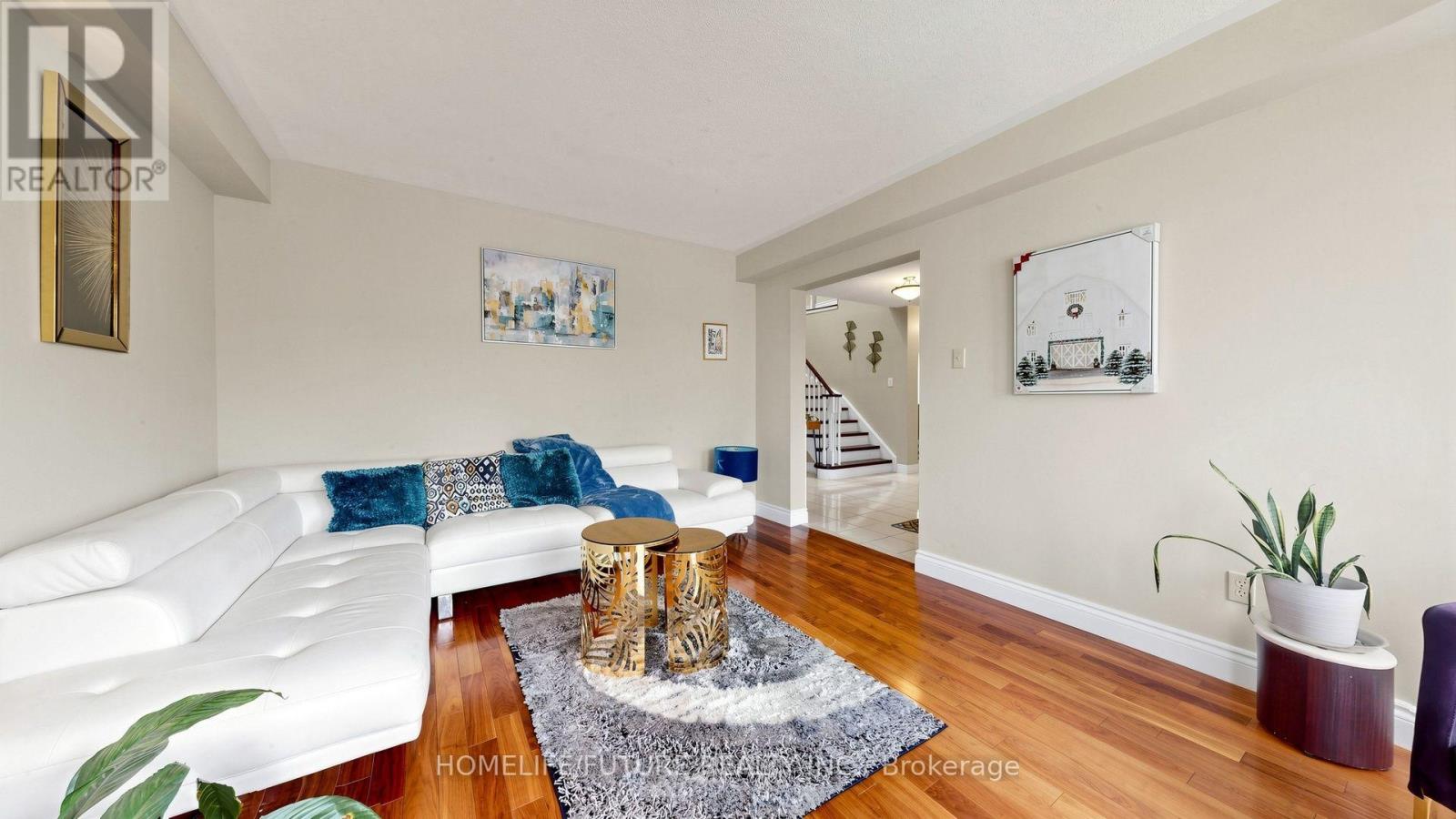 90 Bedell Crescent Property Photo 6