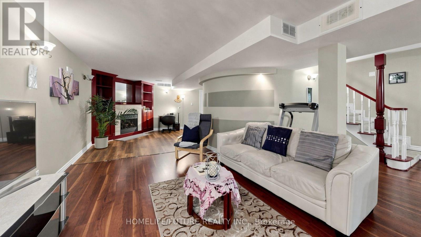 90 Bedell Crescent Property Photo 36