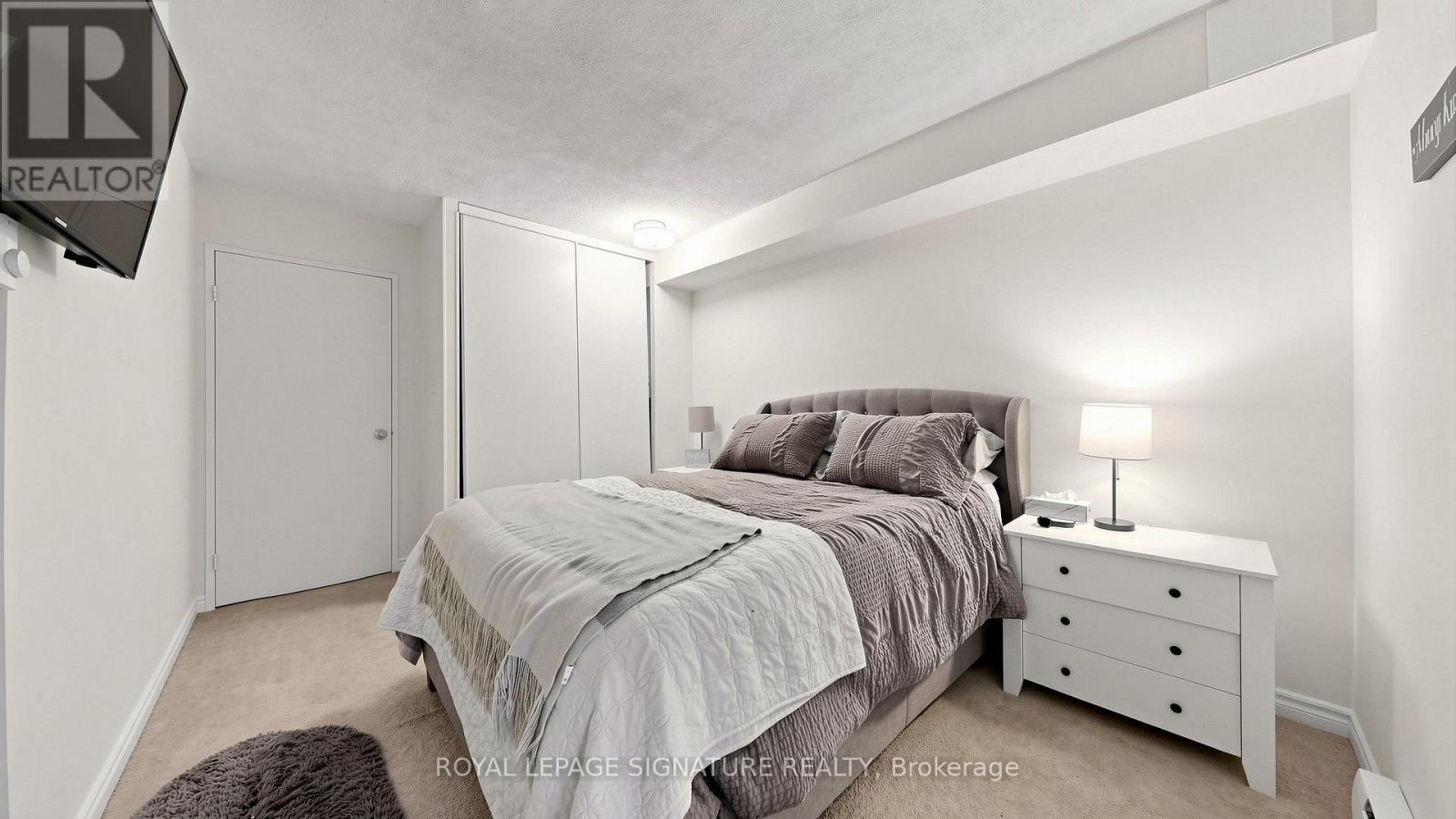 402 - 454 Centre Street S Property Photo 18