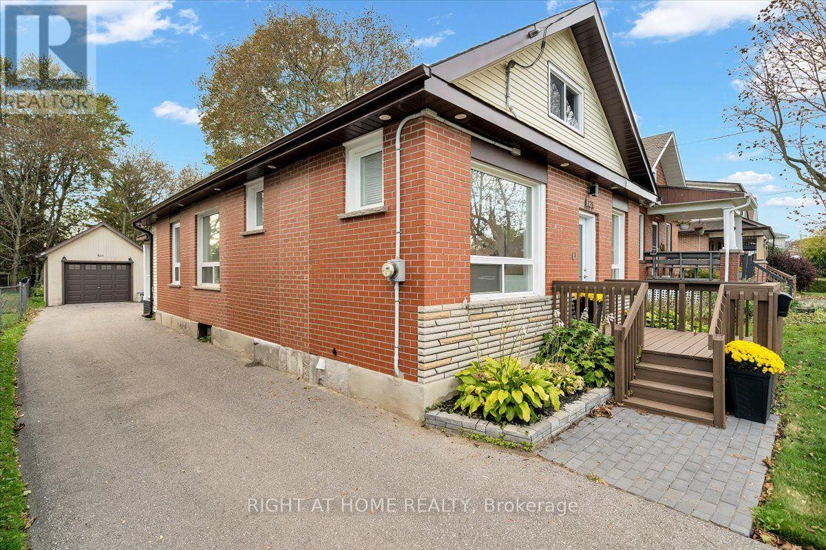 176 Burk Street Property Photo 4