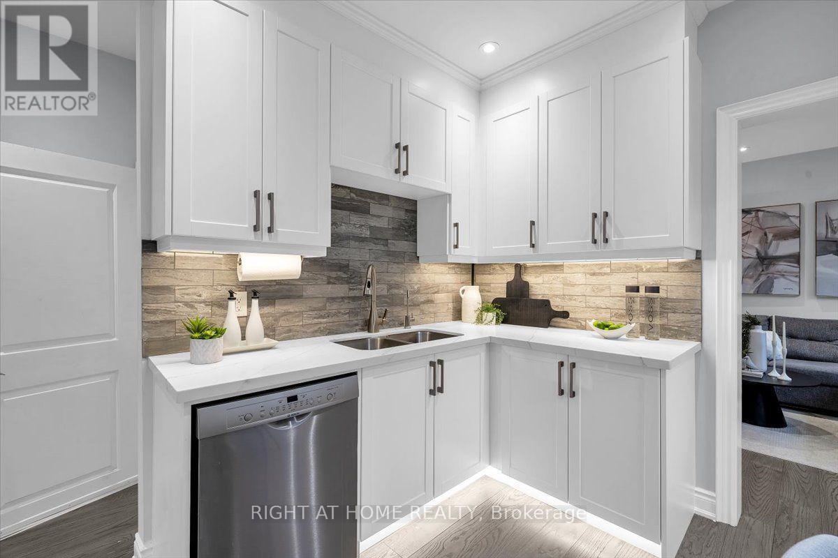 176 Burk Street Property Photo 11
