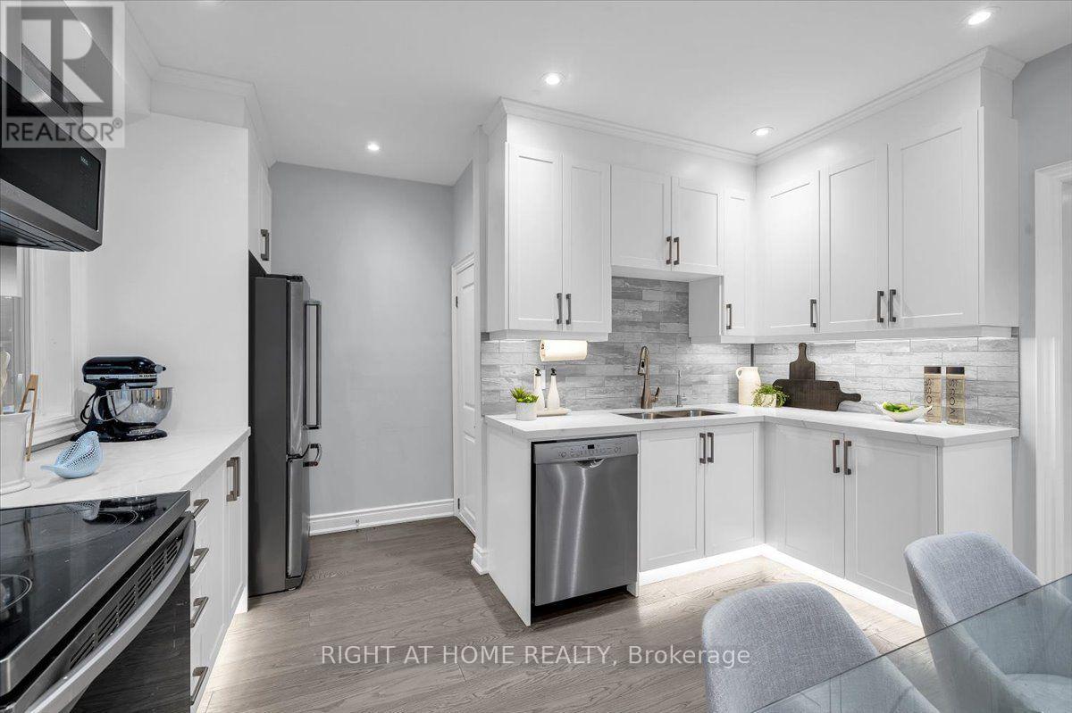 176 Burk Street Property Photo 12