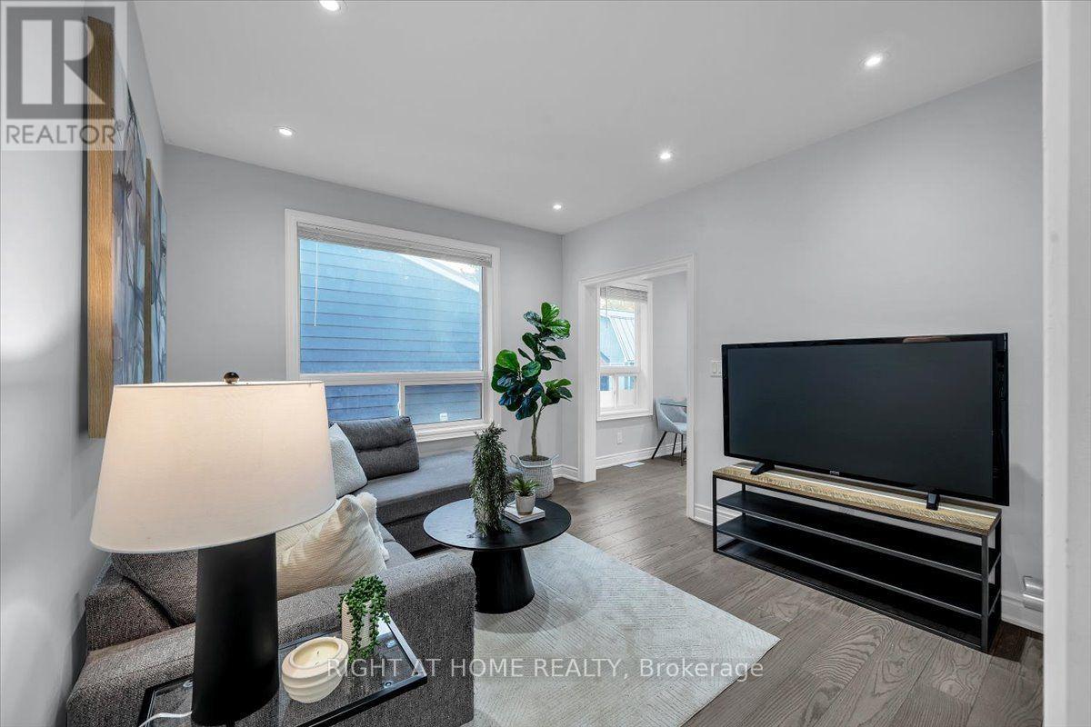 176 Burk Street Property Photo 15