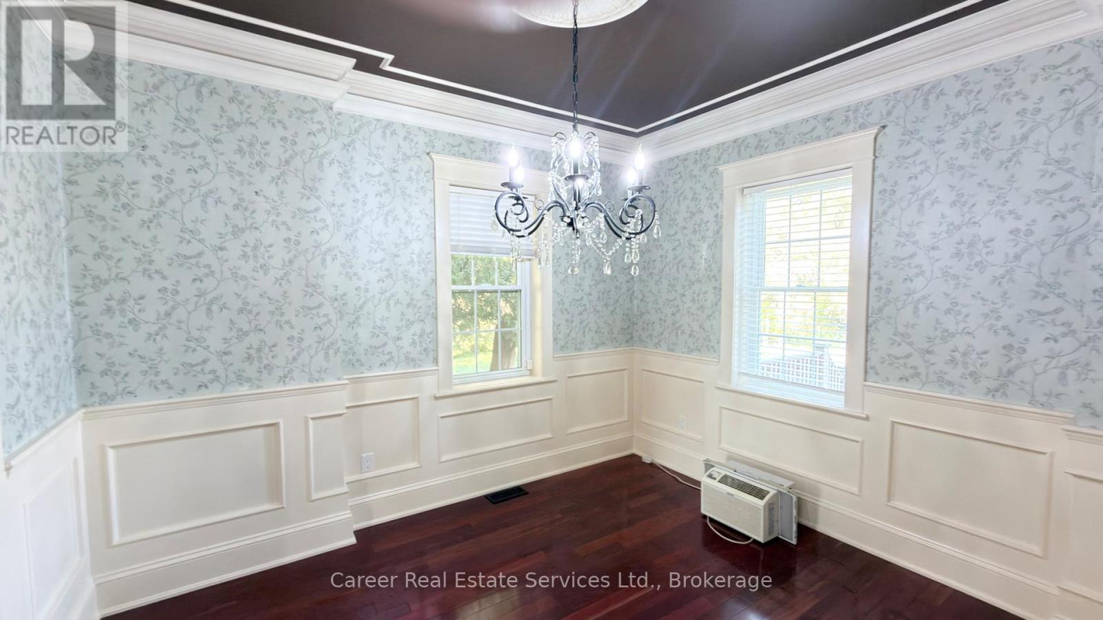 995 Cedar Street Property Photo 12