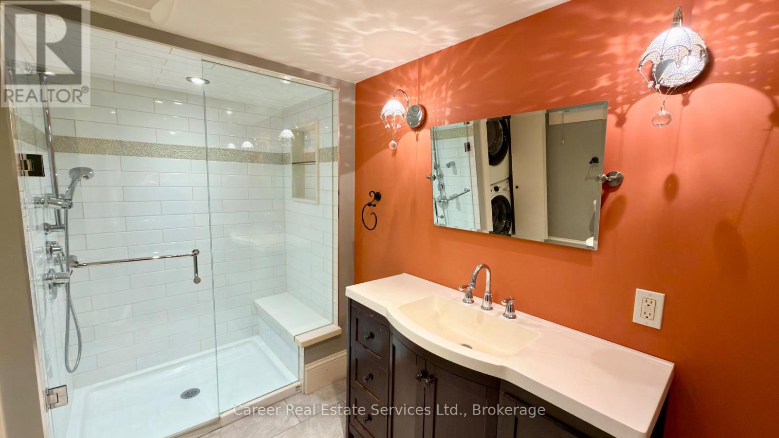 995 Cedar Street Property Photo 21