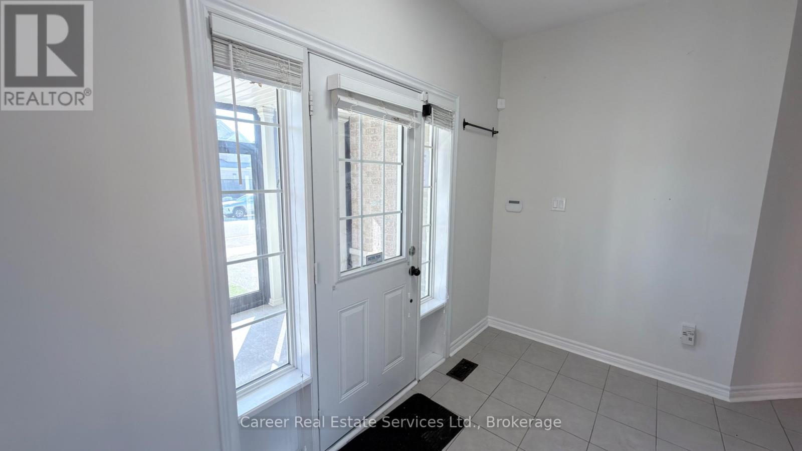 10 Campview Street Property Photo 2