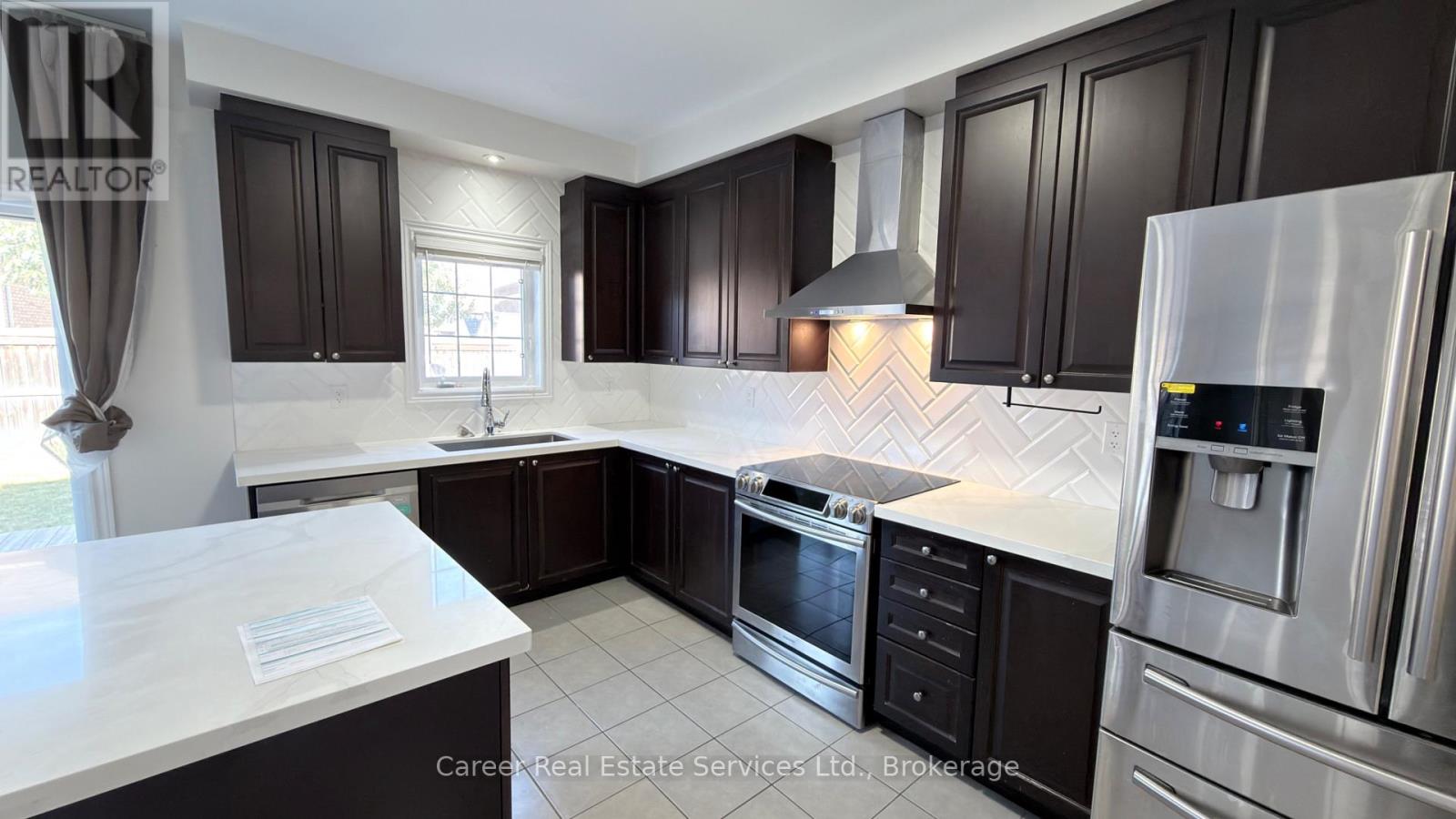 10 Campview Street Property Photo 5