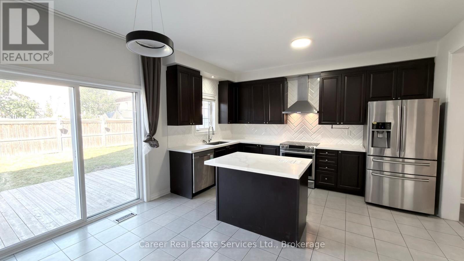 10 Campview Street Property Photo 9