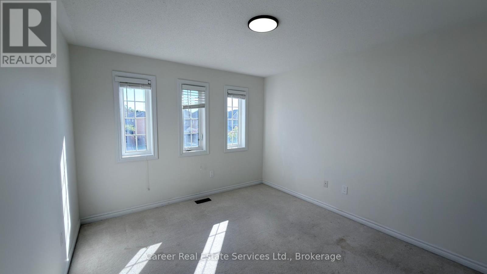 10 Campview Street Property Photo 18