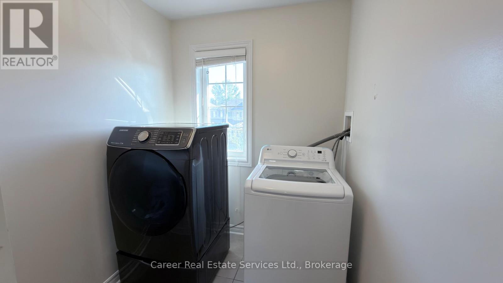 10 Campview Street Property Photo 23
