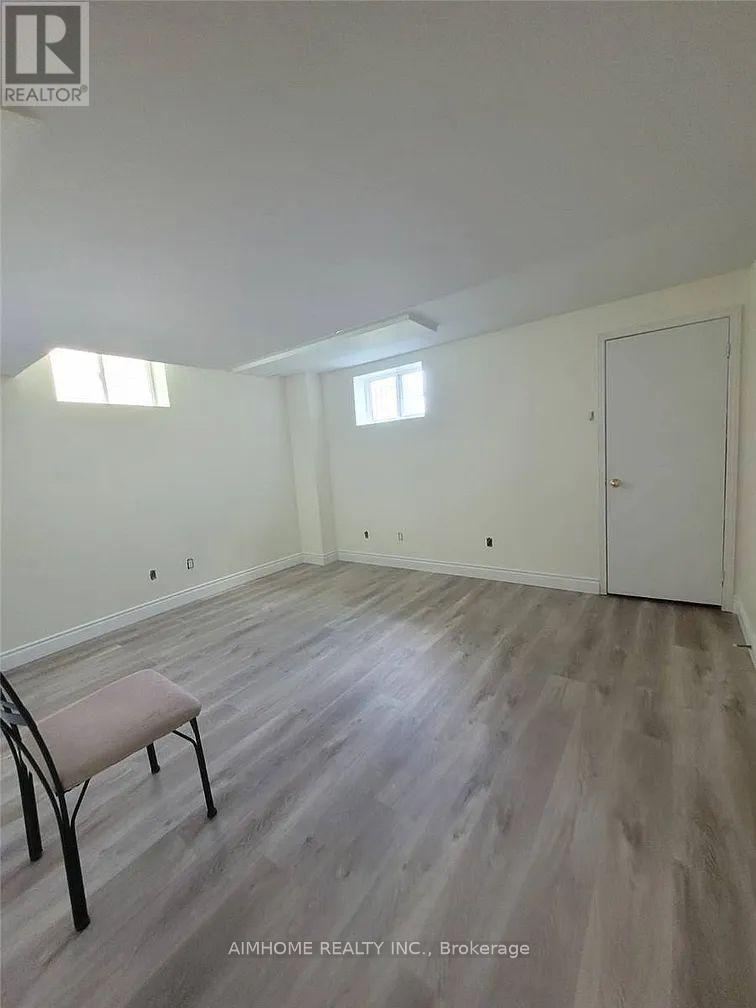 39 Candlebrook Crescent Property Photo 4