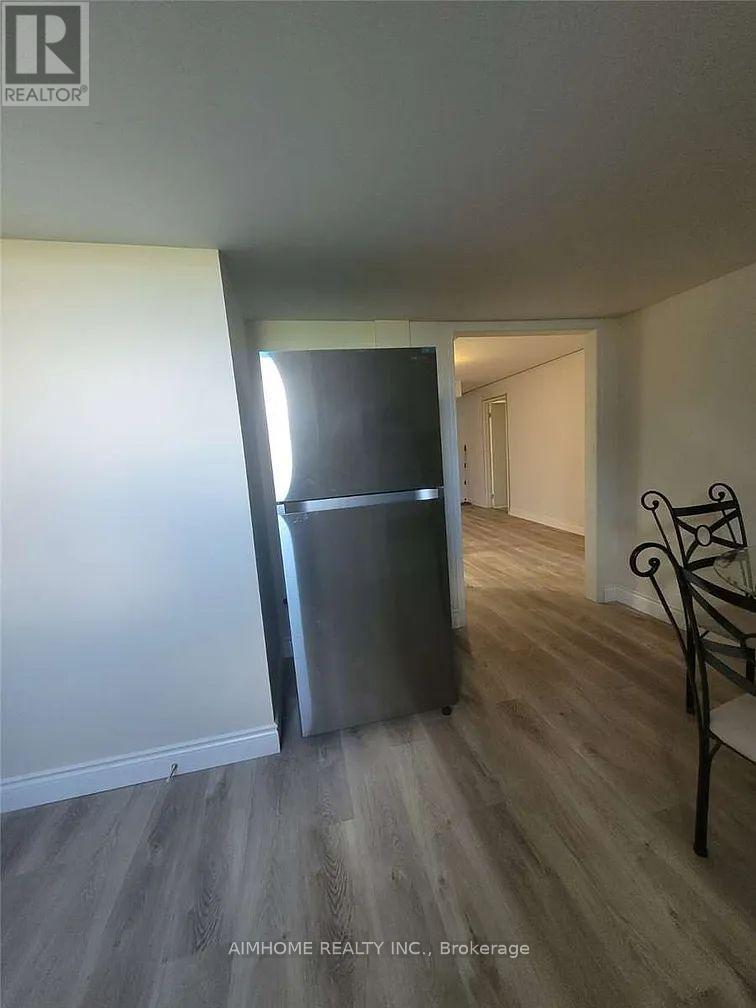 39 Candlebrook Crescent Property Photo 8
