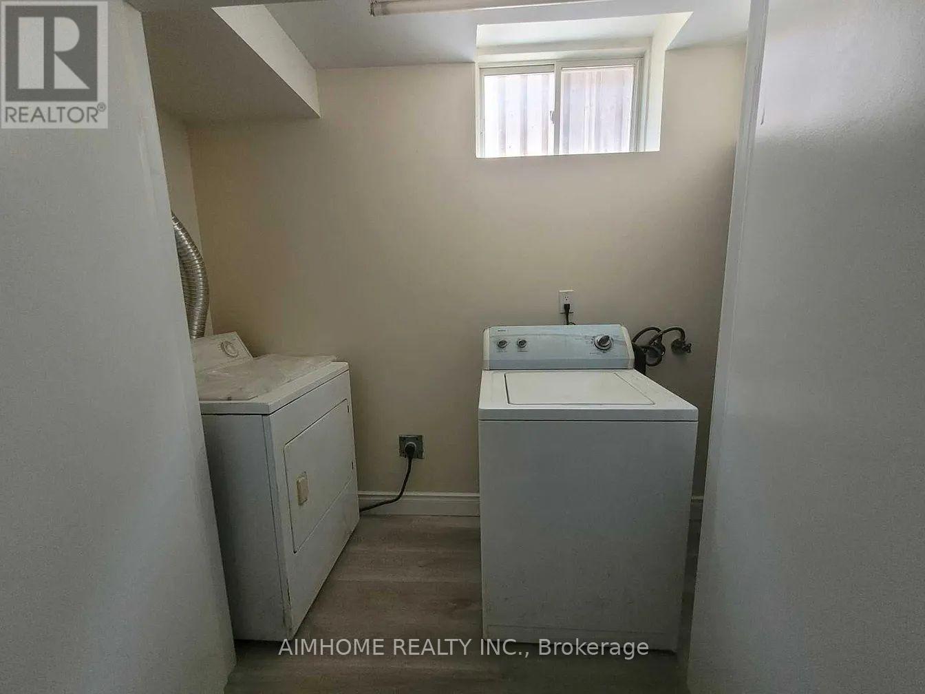 39 Candlebrook Crescent Property Photo 10