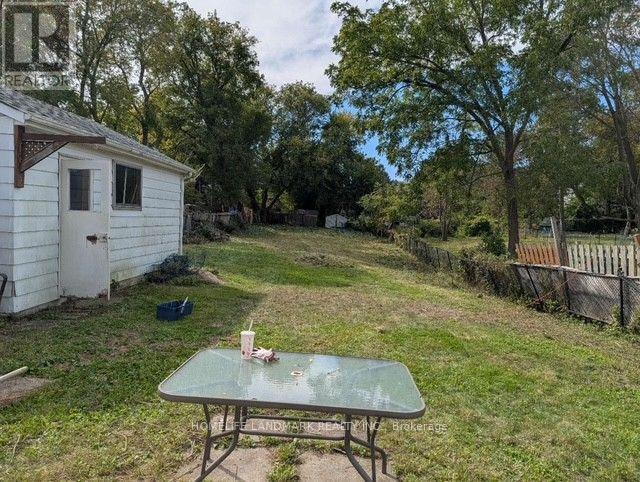 308 Morrish Road Property Photo 4