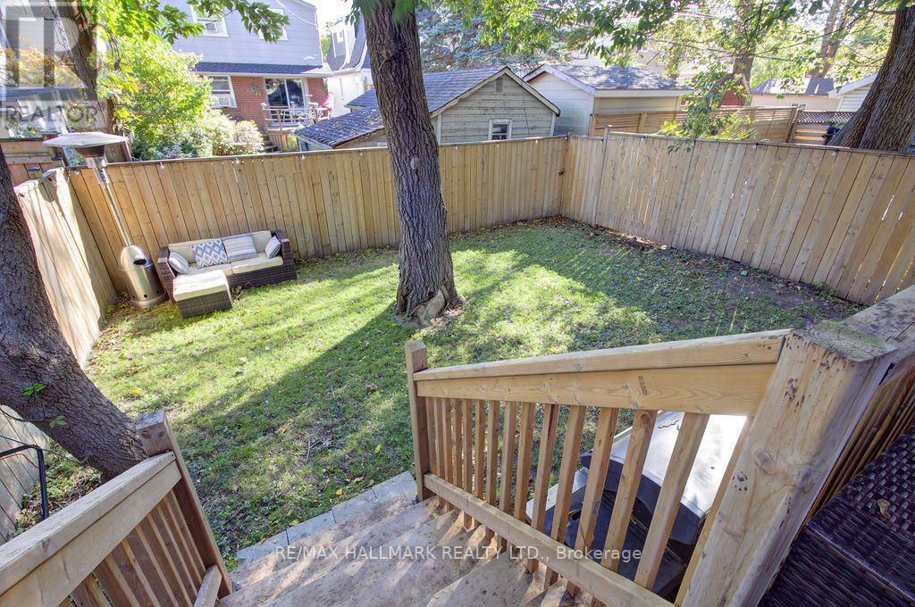 281 Warden Avenue Property Photo 48