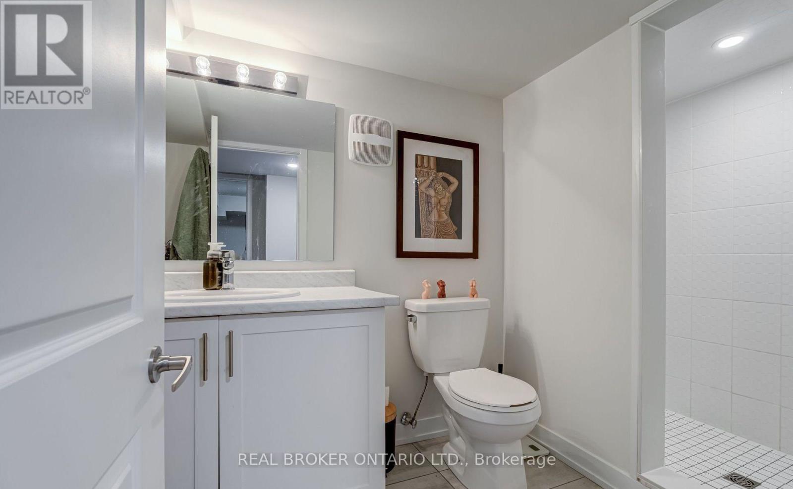 20a - 400 Finch Avenue Property Photo 26