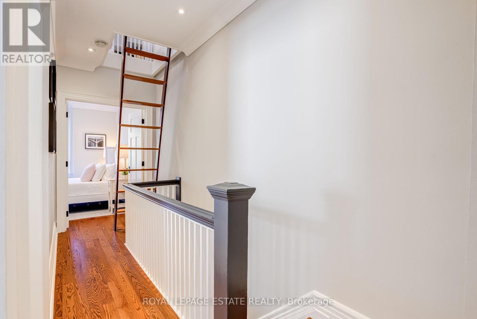 140 Bingham Avenue Property Photo 17