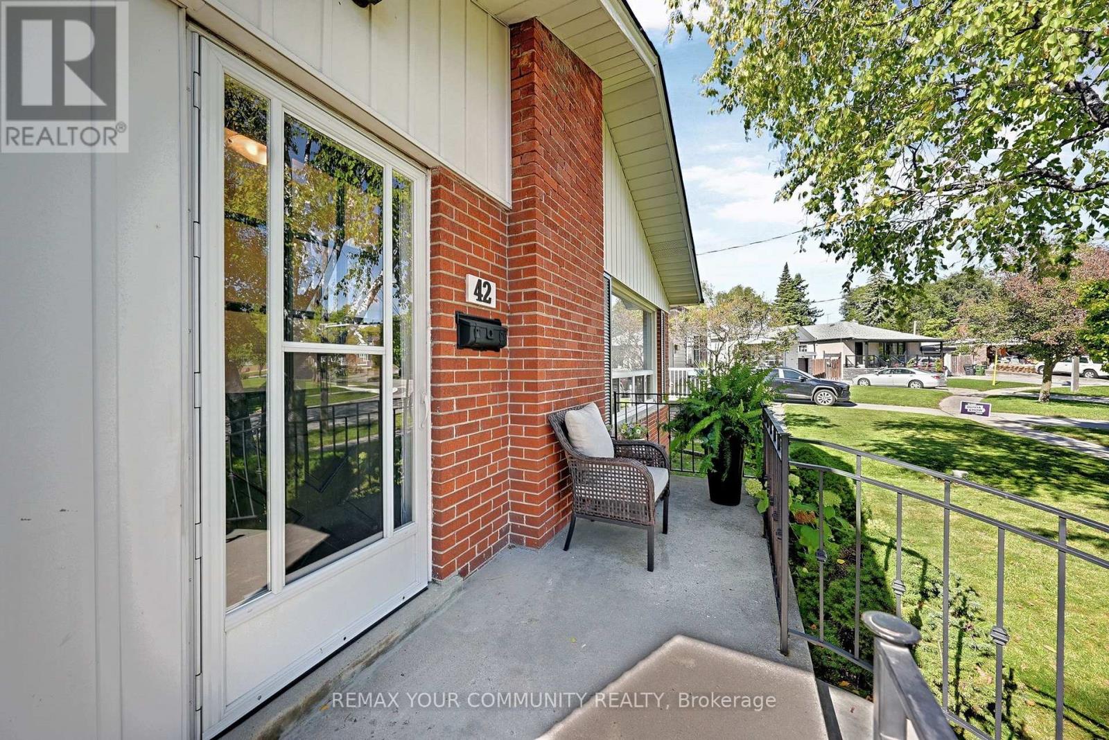 42 Beacon Road Property Photo 2