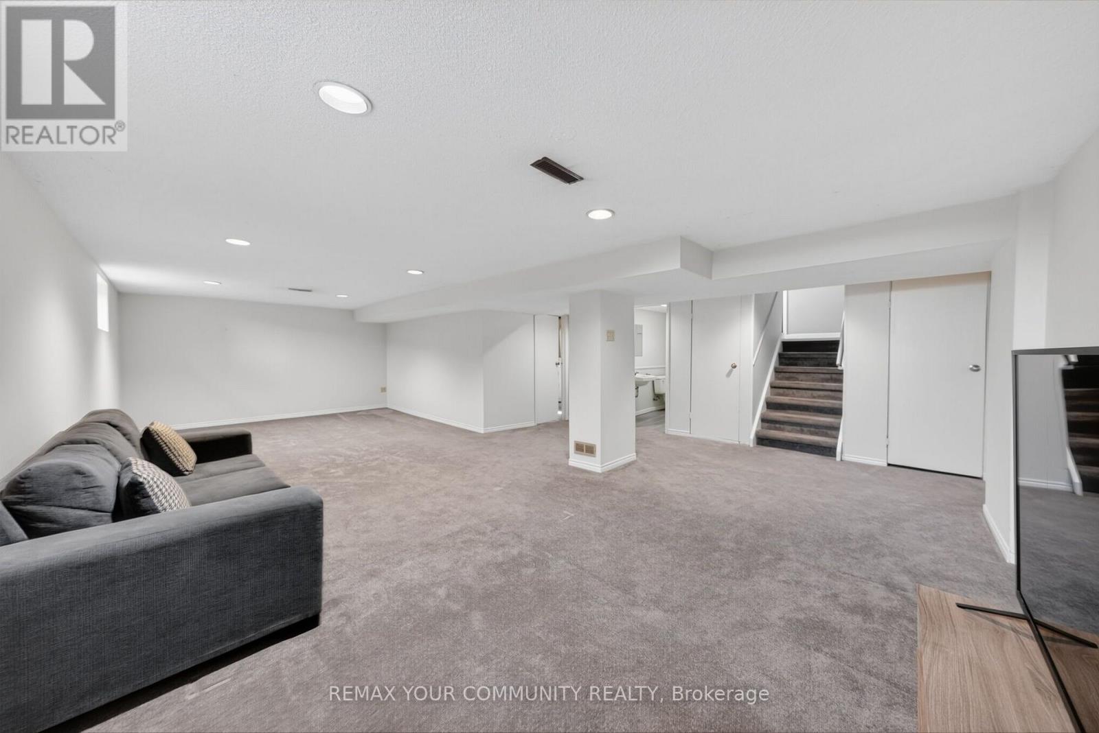 42 Beacon Road Property Photo 30