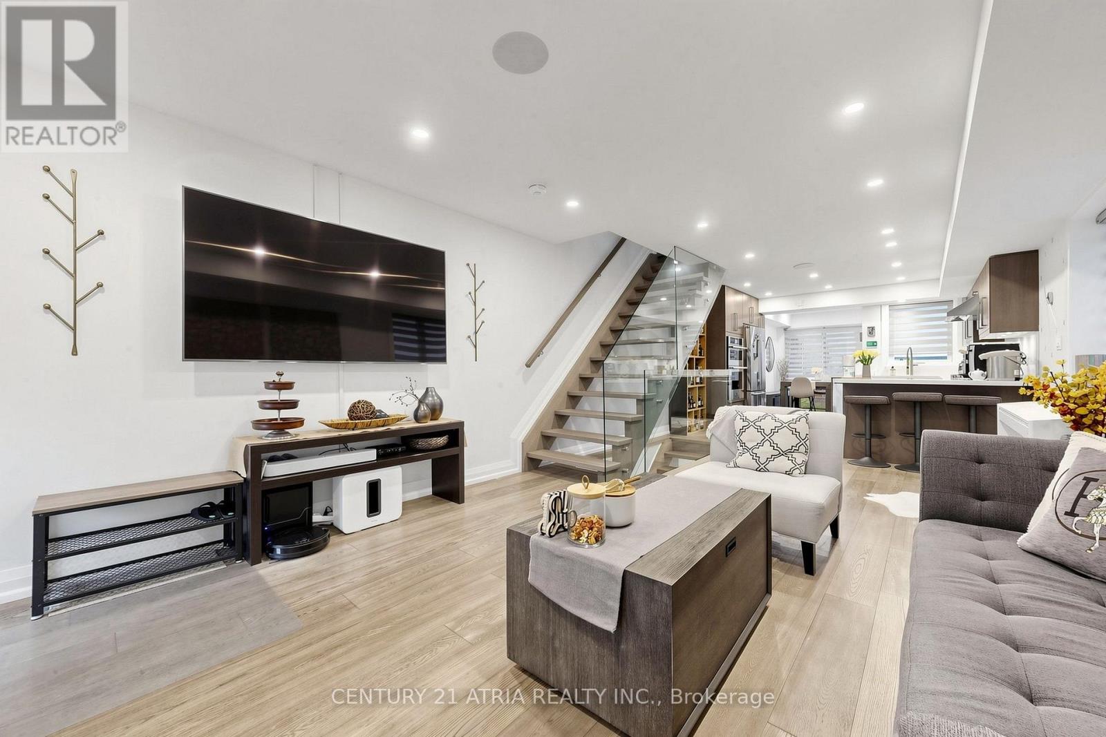 5 Bertmount Avenue Property Photo 9
