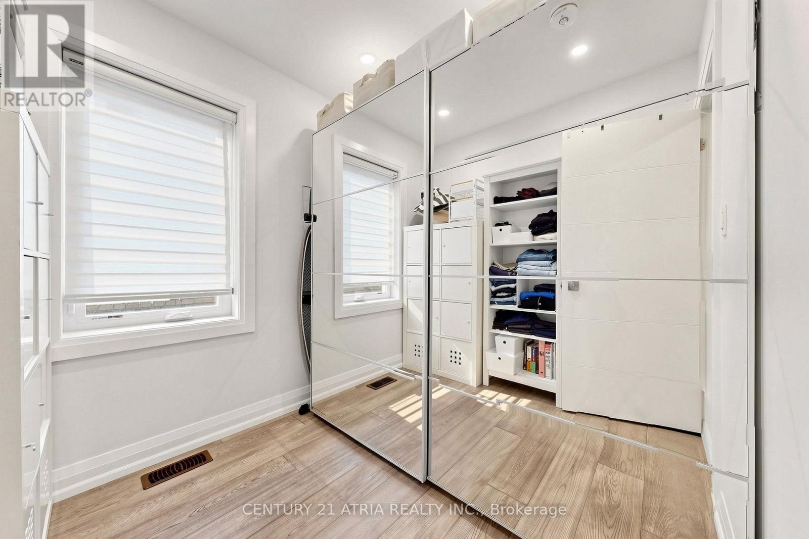 5 Bertmount Avenue Property Photo 30