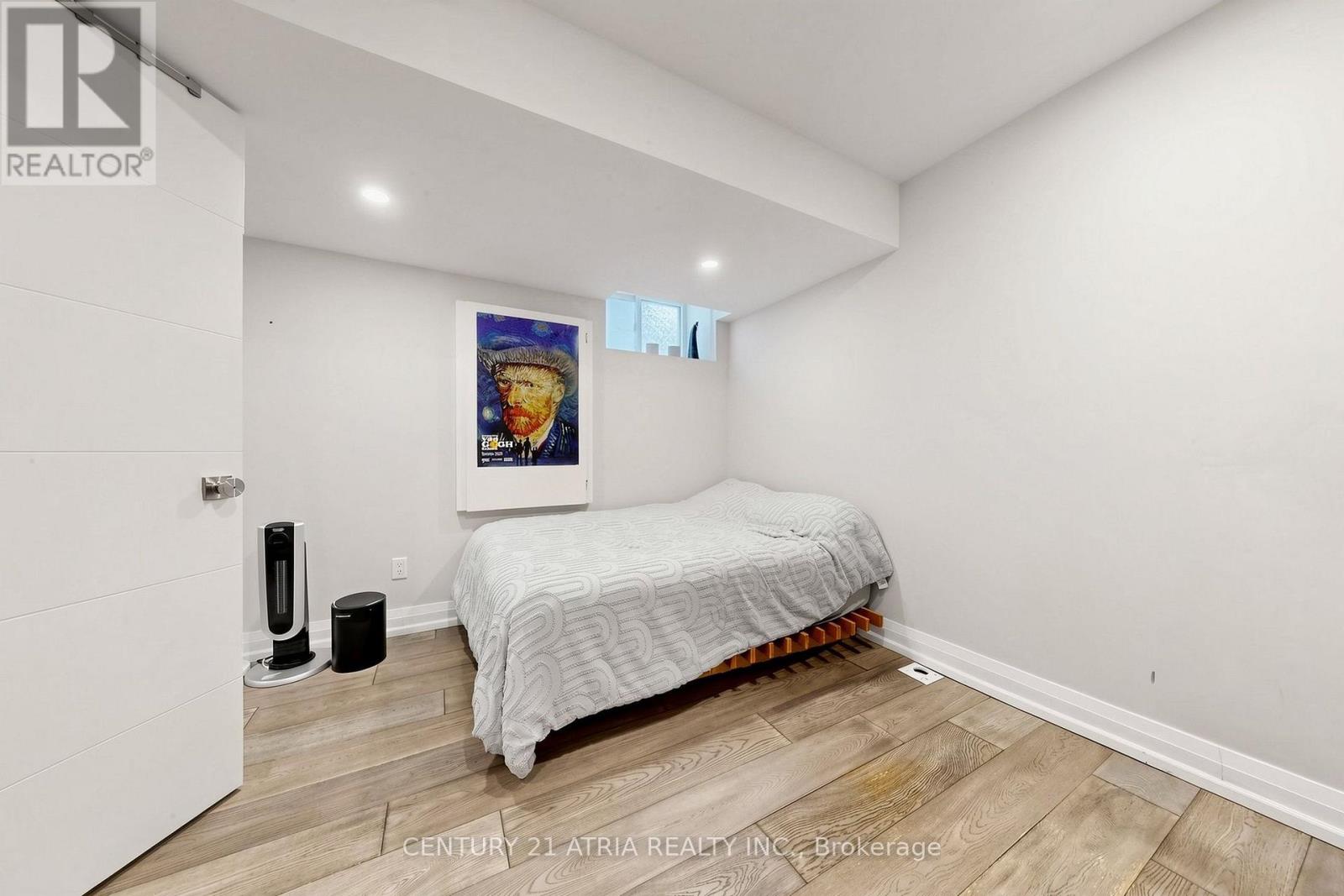 5 Bertmount Avenue Property Photo 36