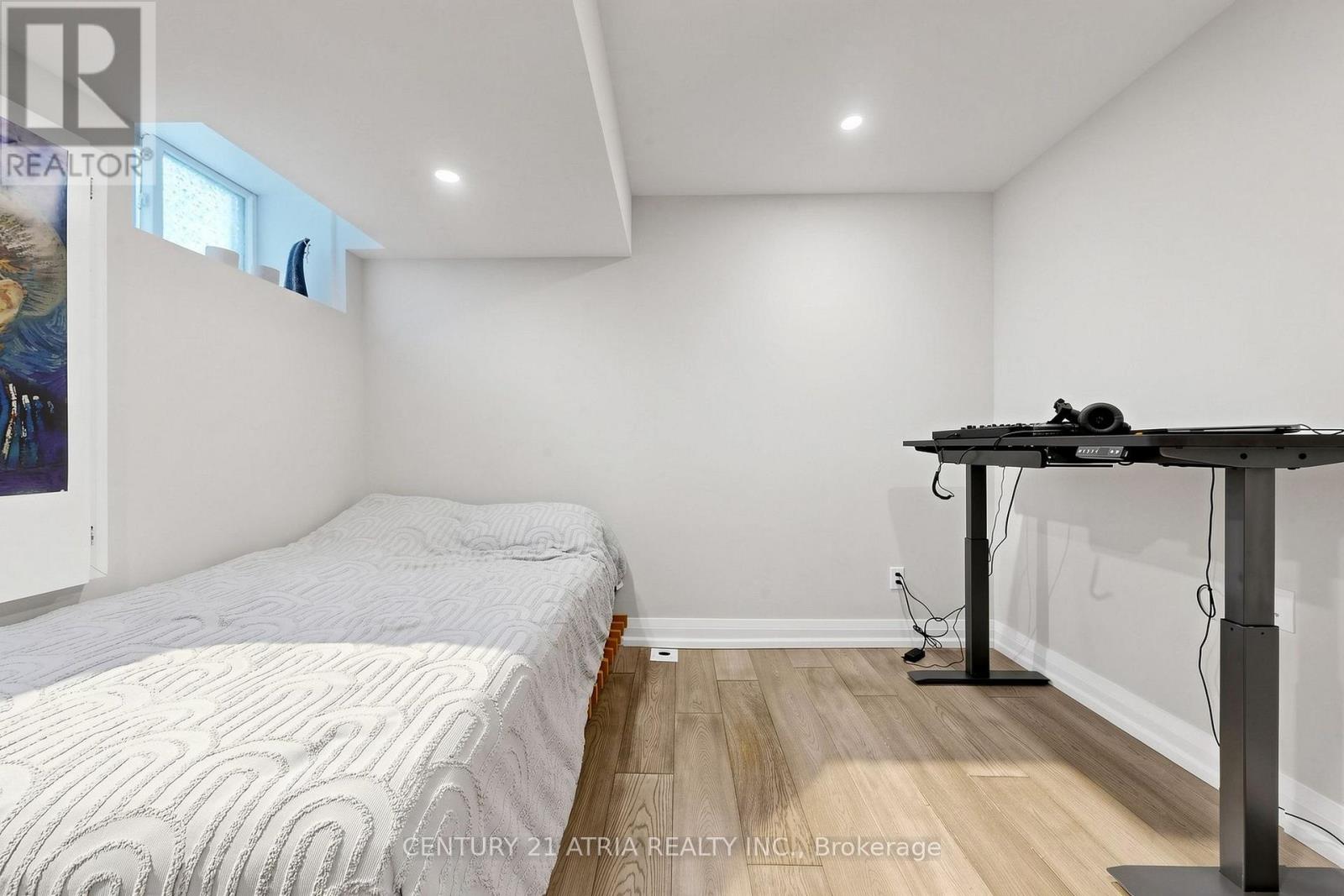 5 Bertmount Avenue Property Photo 37