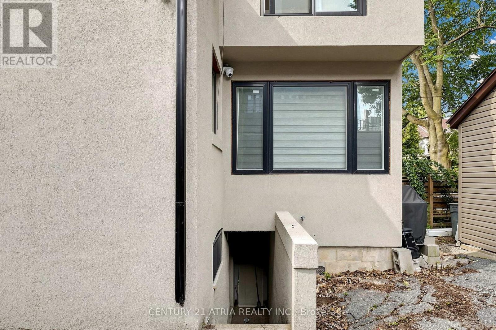 5 Bertmount Avenue Property Photo 40