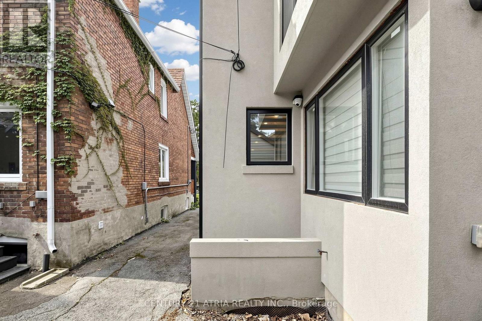 5 Bertmount Avenue Property Photo 42