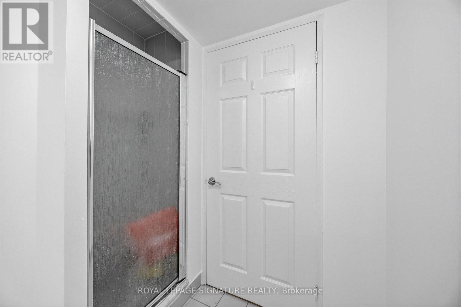 1006 - 4 Park Vista Property Photo 23