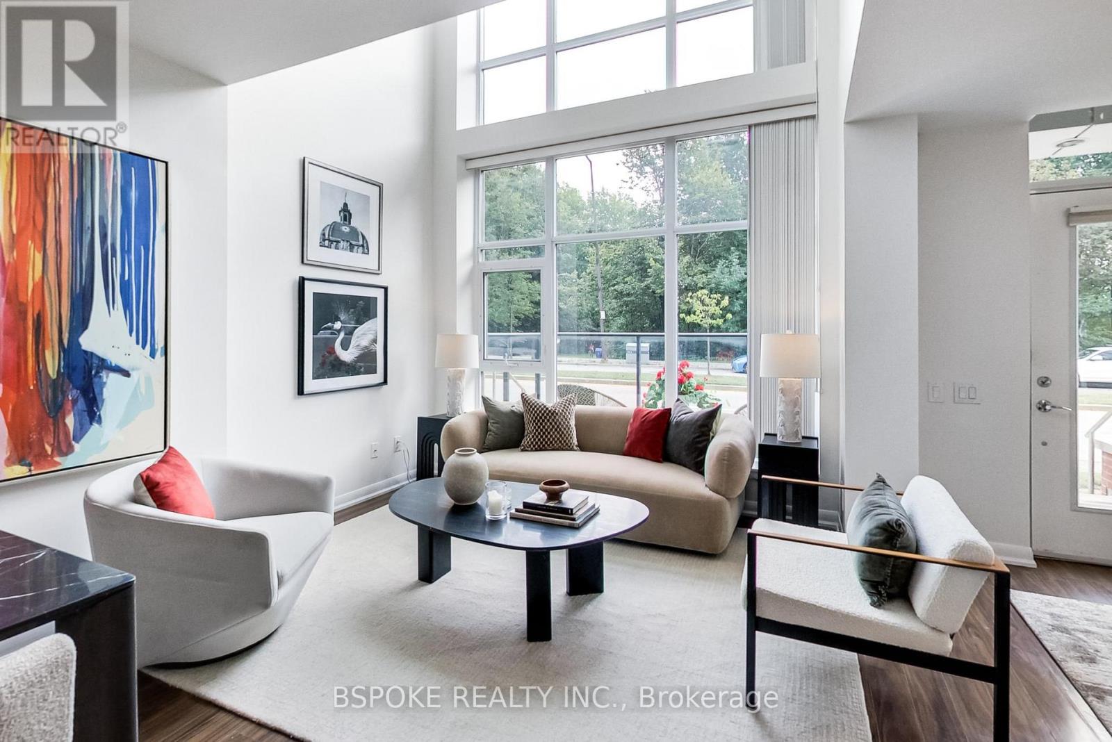 186 Borough Drive Property Photo 2