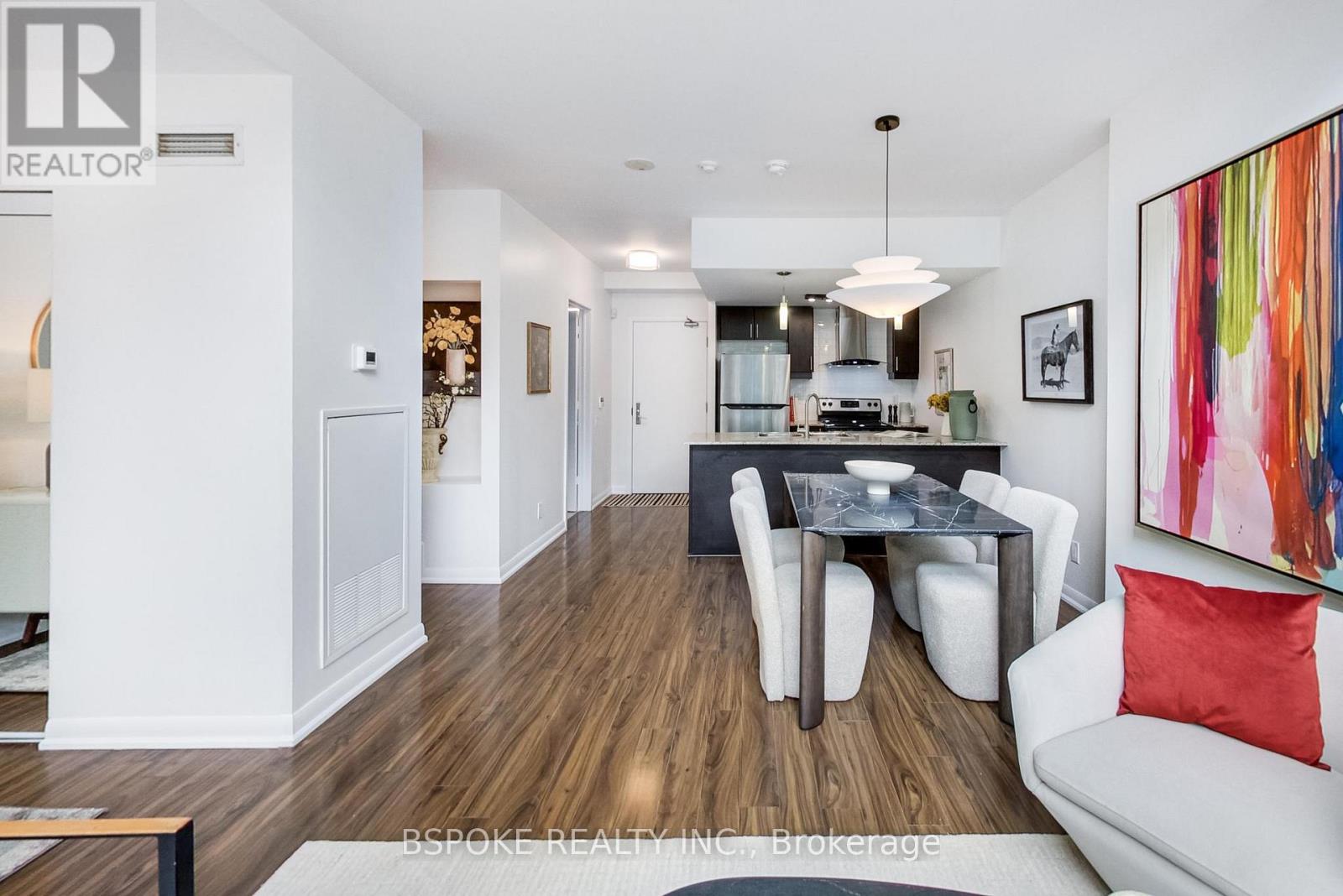 186 Borough Drive Property Photo 10