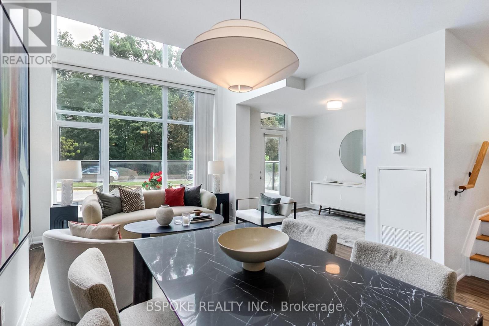 186 Borough Drive Property Photo 13