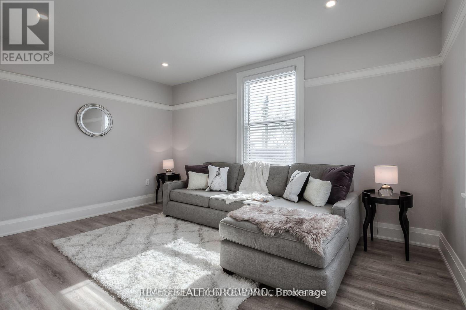 3 - 1492 Dundas Street E Property Photo 2