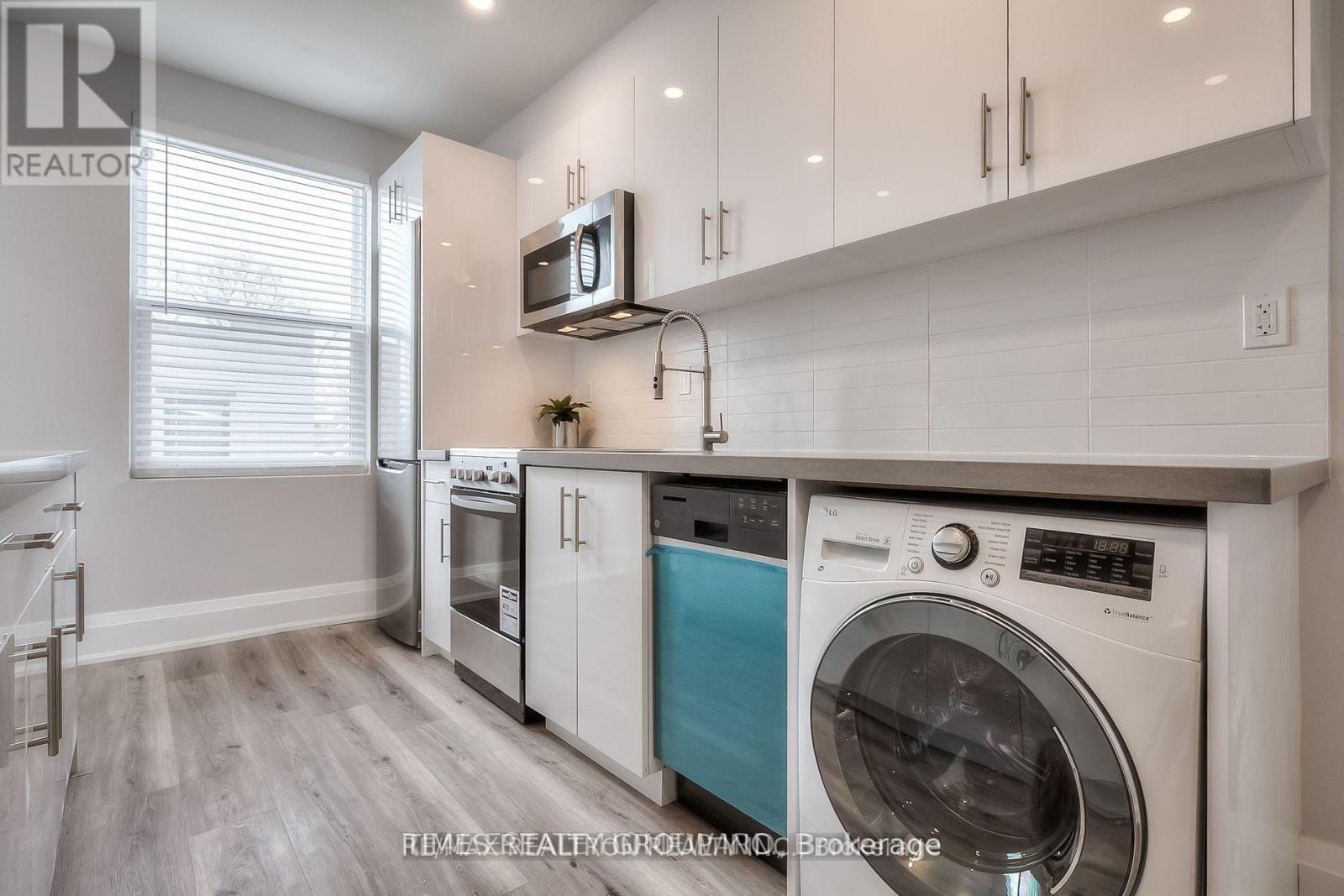 3 - 1492 Dundas Street E Property Photo 3