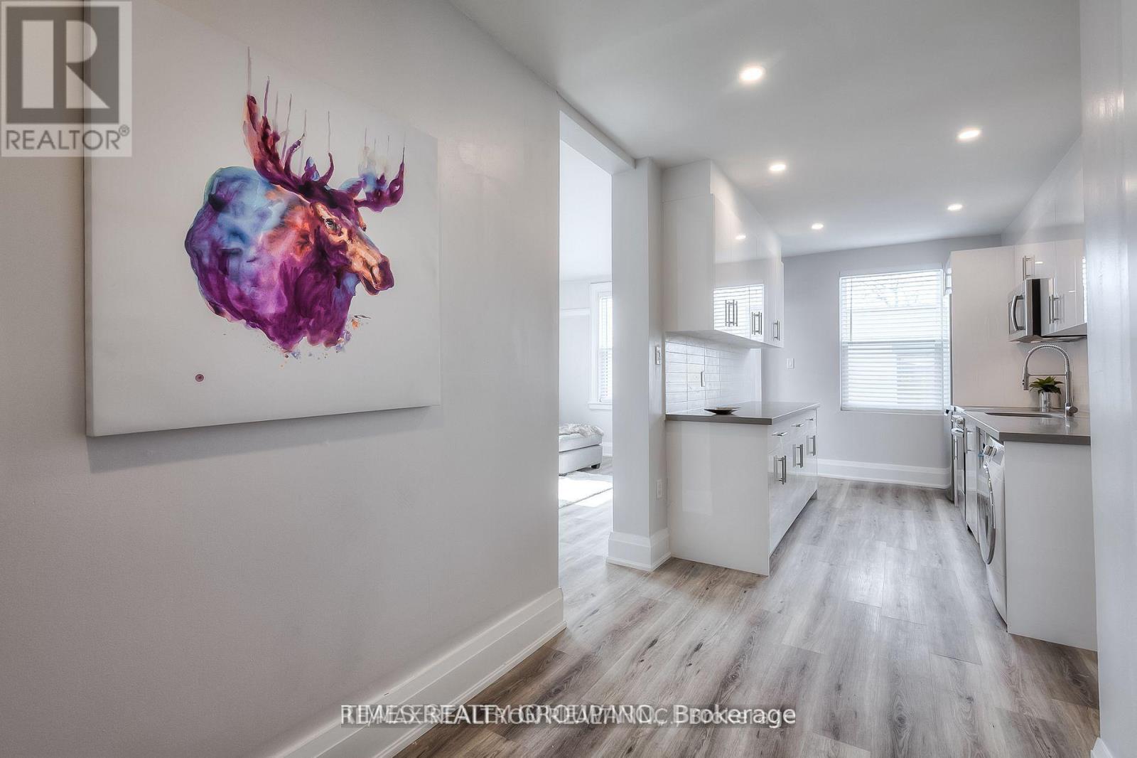 3 - 1492 Dundas Street E Property Photo 4