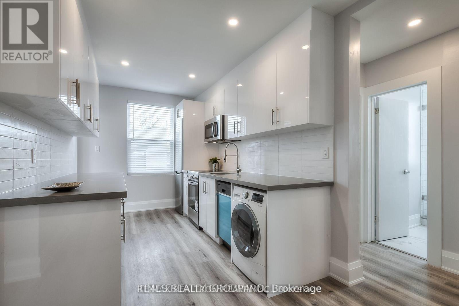 3 - 1492 Dundas Street E Property Photo 7