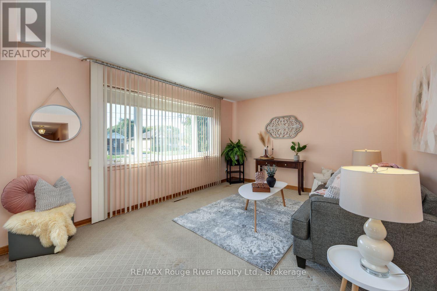 287 Guelph Street Property Photo 12