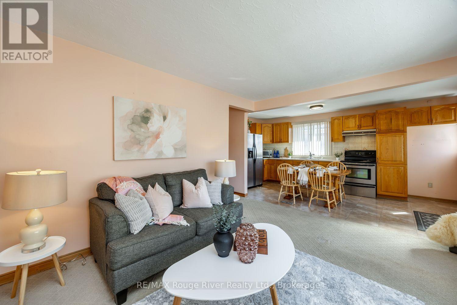 287 Guelph Street Property Photo 16